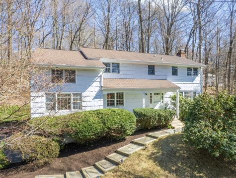 72 Mimosa Circle Ridgefield CT 06877