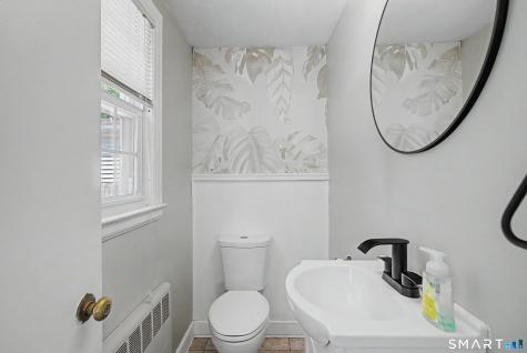 38 Northwood Road Newington CT 06111