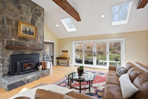 41 Deer Hill Road Redding CT 06896