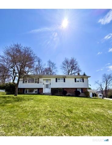 166 Round Hill Road Naugatuck CT 06770