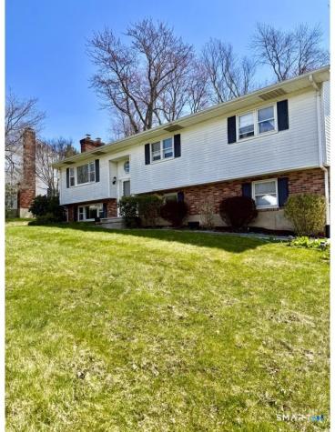 166 Round Hill Road Naugatuck CT 06770