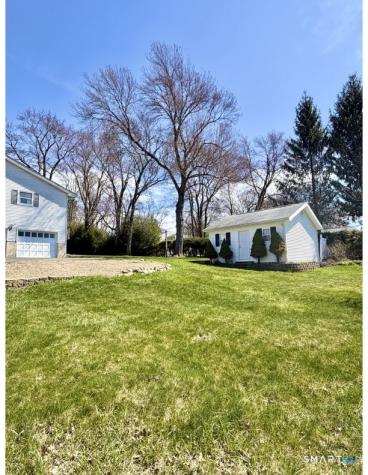 166 Round Hill Road Naugatuck CT 06770