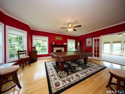 4 Nature Lane Shelton CT 06484