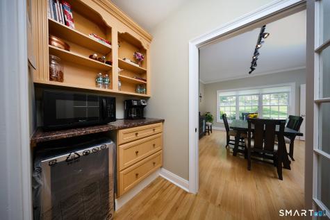 4 Nature Lane Shelton CT 06484