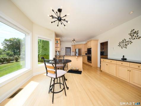 4 Nature Lane Shelton CT 06484