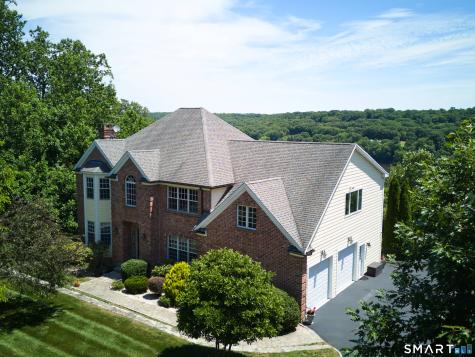 4 Nature Lane Shelton CT 06484