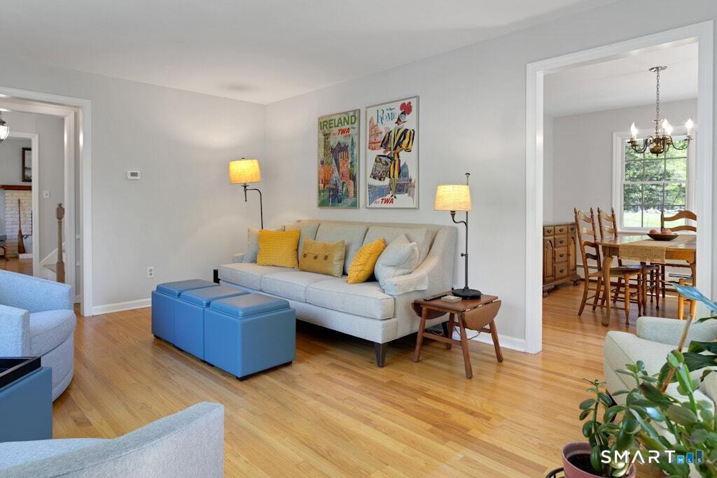 1090 Galloping Hill Road Fairfield CT 06824