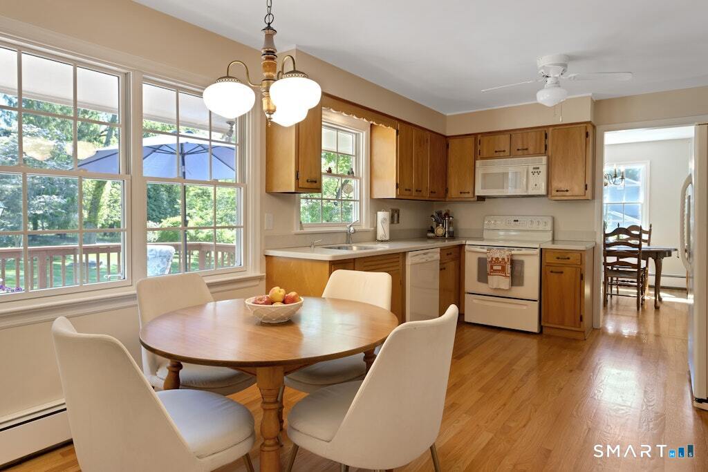 1090 Galloping Hill Road Fairfield CT 06824