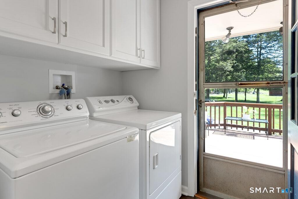 1090 Galloping Hill Road Fairfield CT 06824