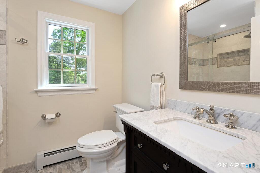 1090 Galloping Hill Road Fairfield CT 06824