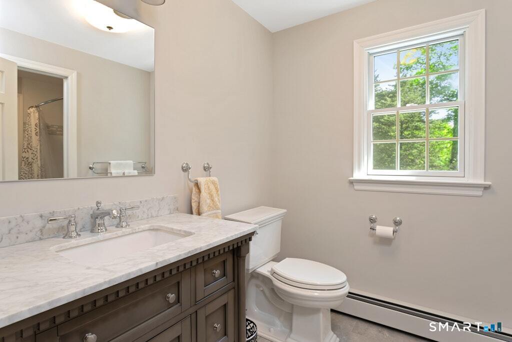 1090 Galloping Hill Road Fairfield CT 06824