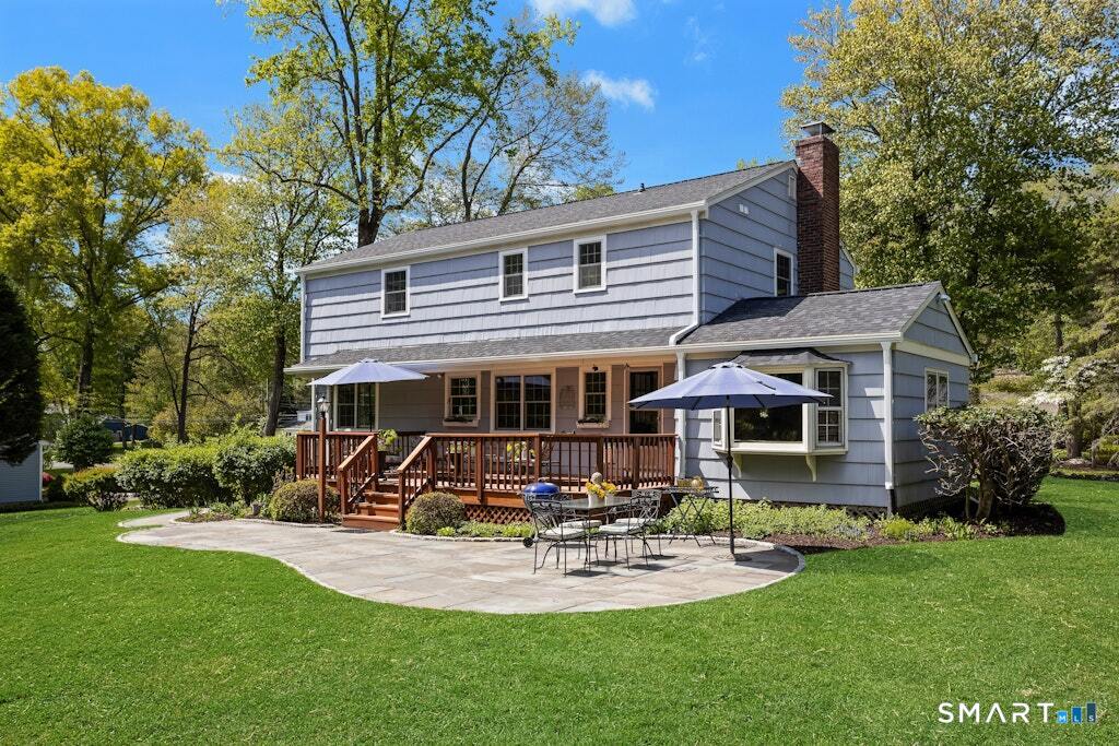 1090 Galloping Hill Road Fairfield CT 06824