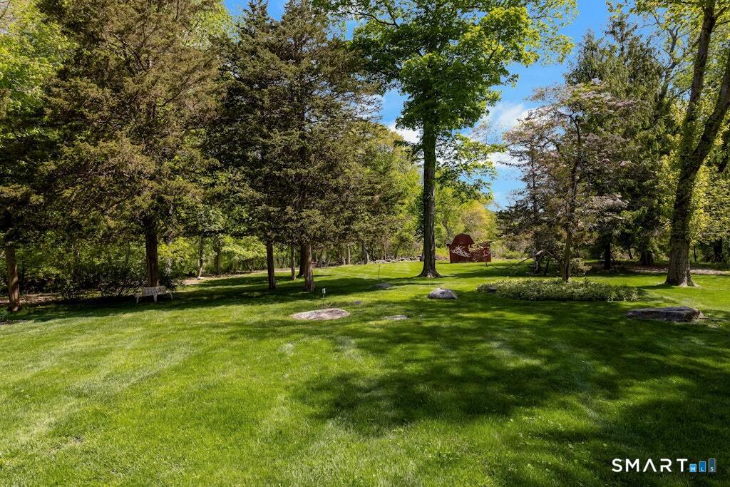 1090 Galloping Hill Road Fairfield CT 06824