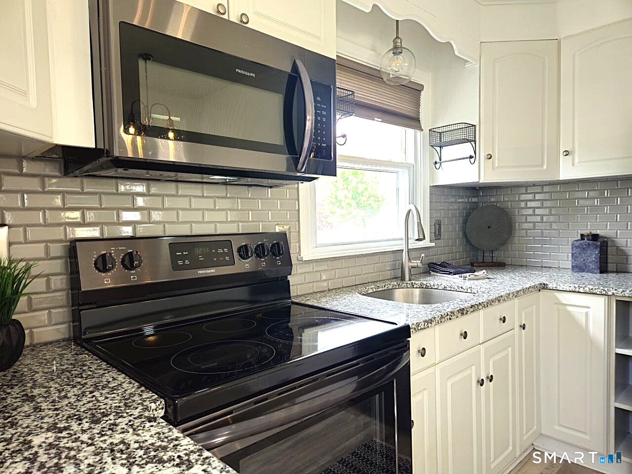 102 Carol Drive Bristol CT 06010