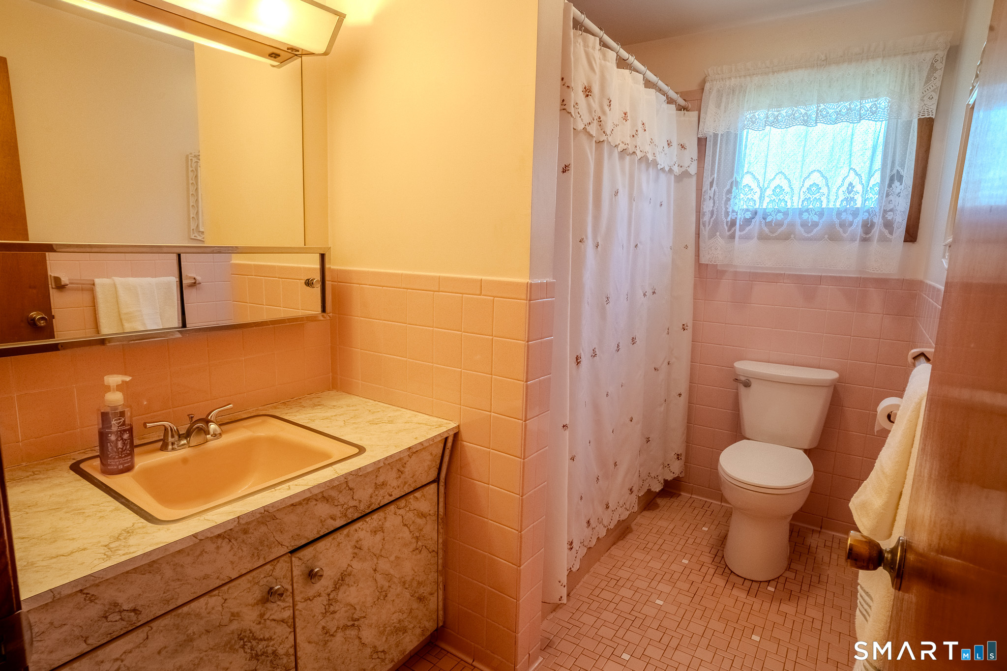 192 Breakneck Hill Road Middlebury CT 06762