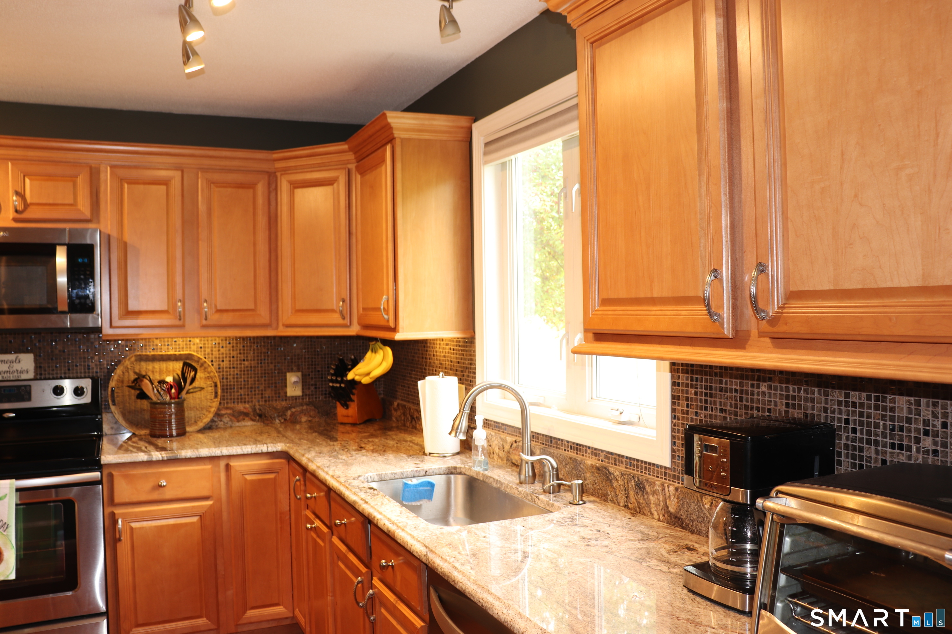2 Metacomet Drive East Granby CT 06026