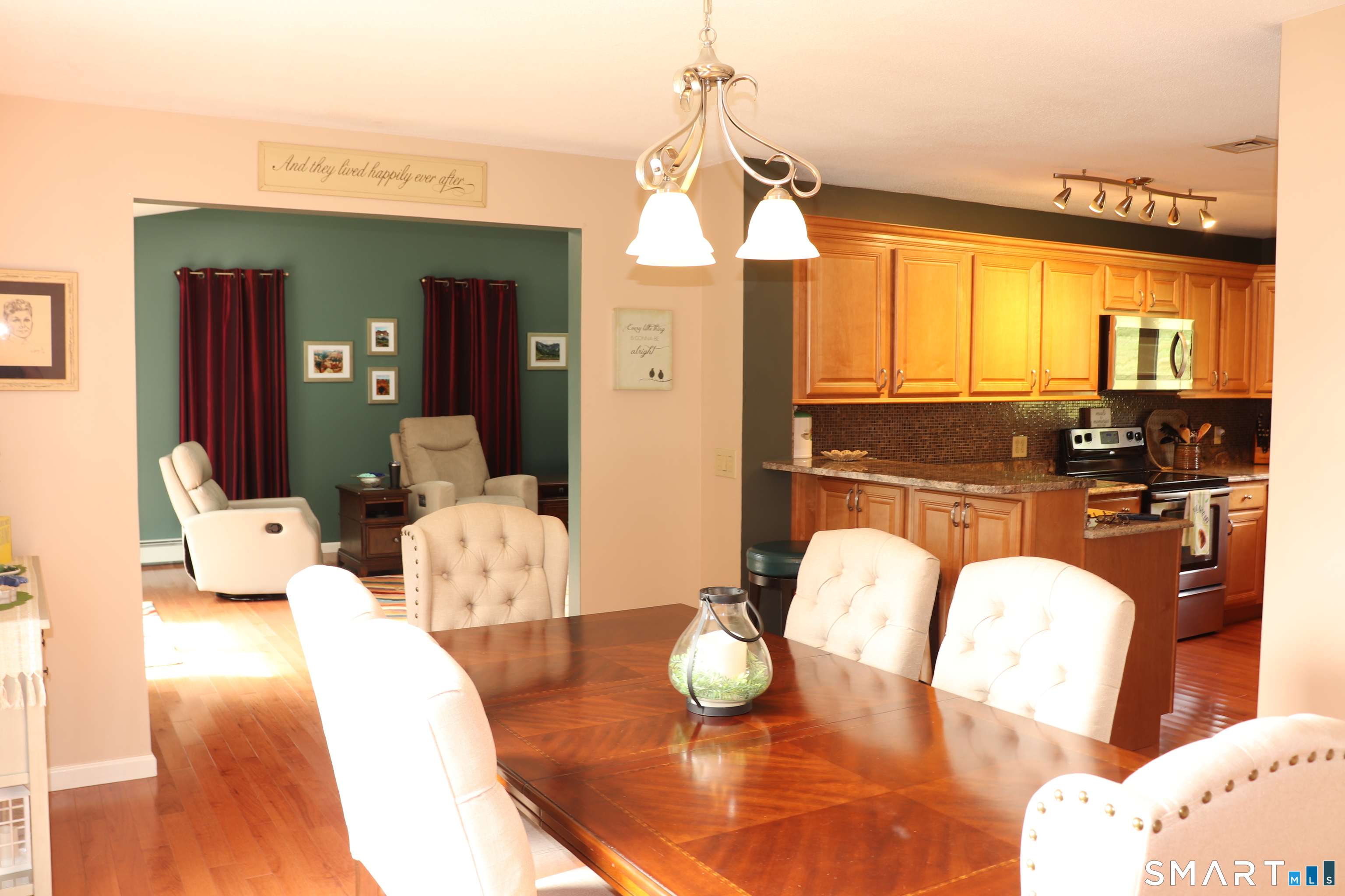 2 Metacomet Drive East Granby CT 06026