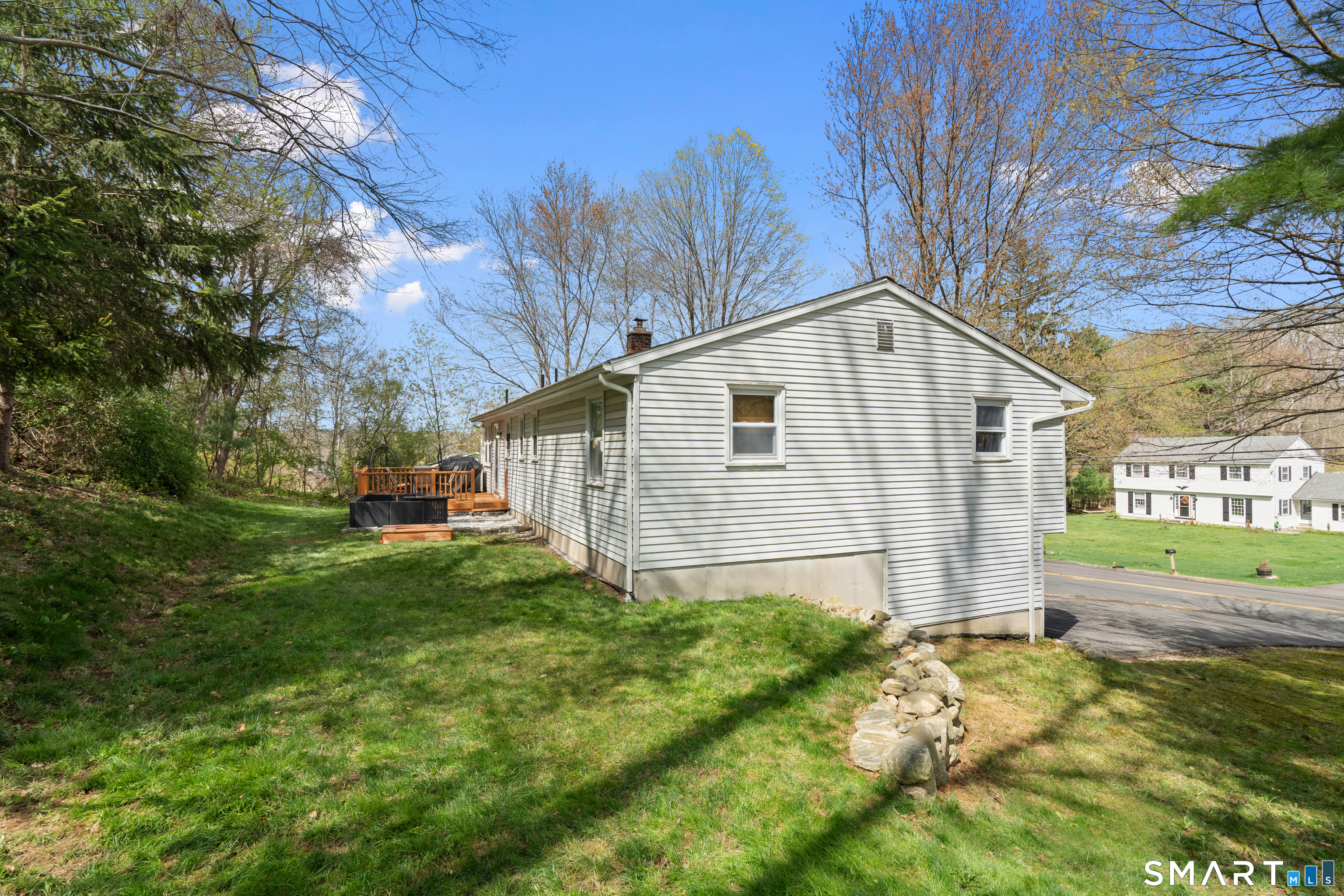 271 Shadduck Road Middlebury CT 06762