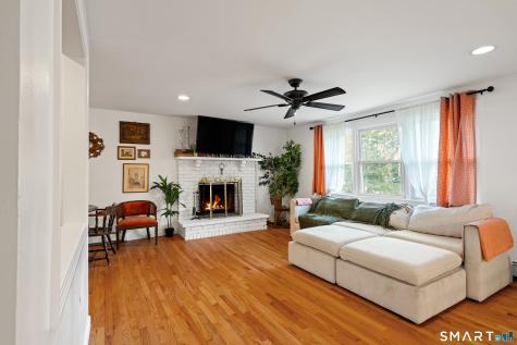 271 Shadduck Road Middlebury CT 06762