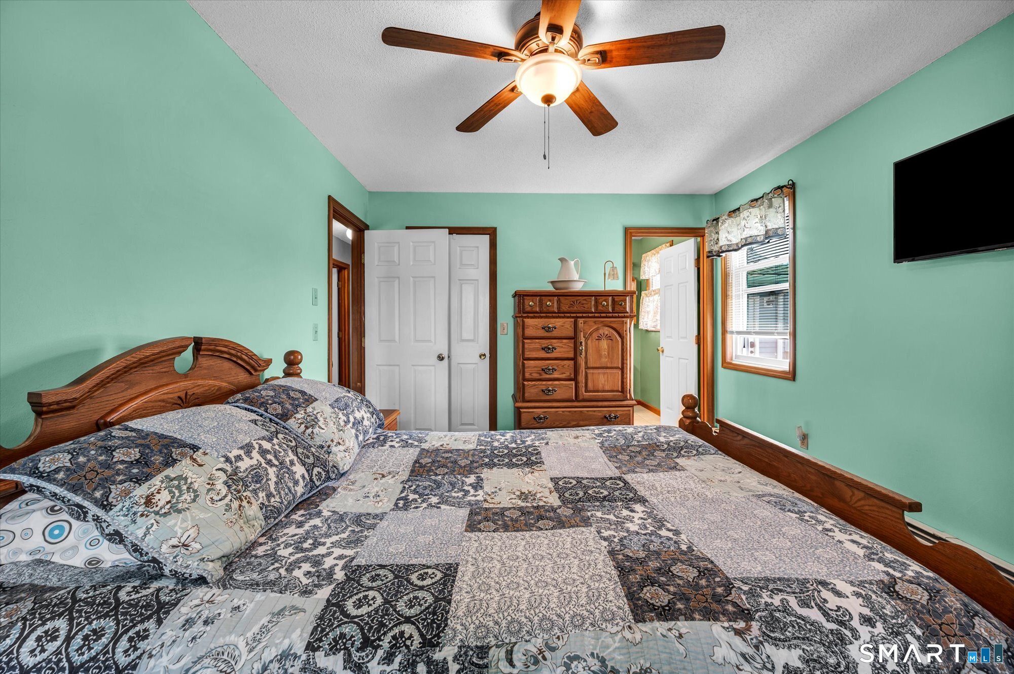 30 Montano Road Enfield CT 06082