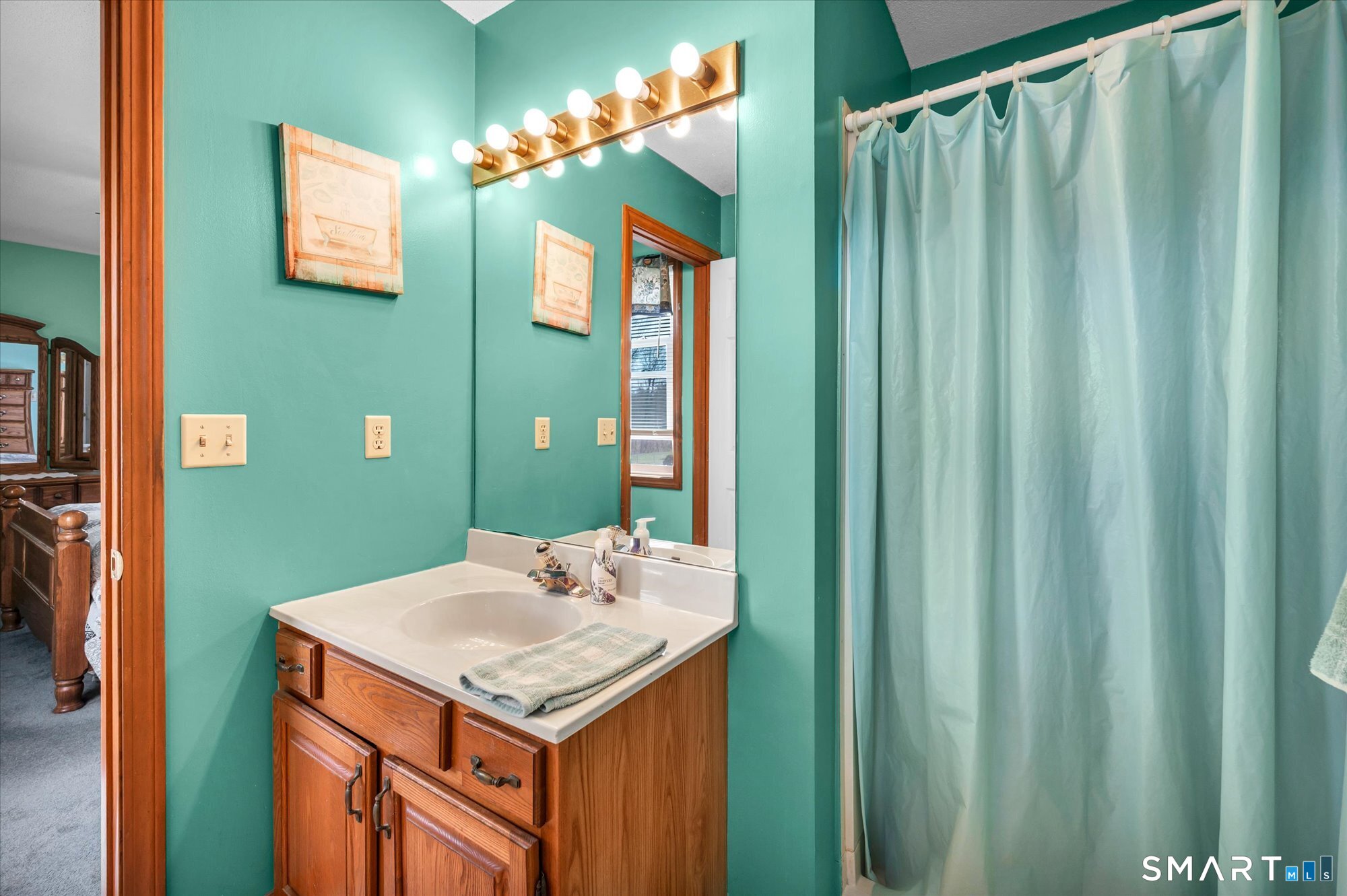 30 Montano Road Enfield CT 06082