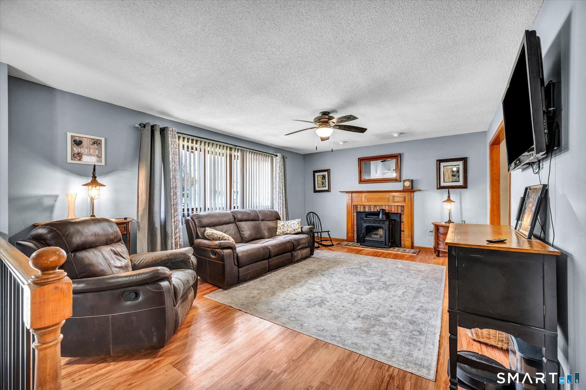 30 Montano Road Enfield CT 06082