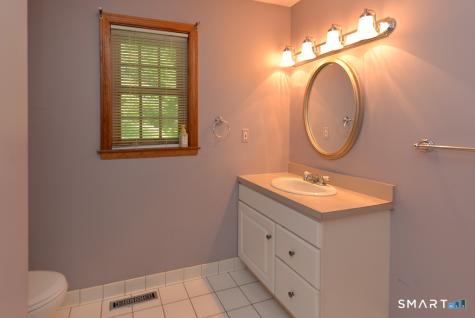 53 Holbrook Road Seymour CT 06483