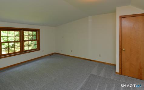 53 Holbrook Road Seymour CT 06483