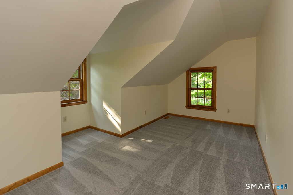 53 Holbrook Road Seymour CT 06483