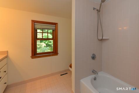53 Holbrook Road Seymour CT 06483