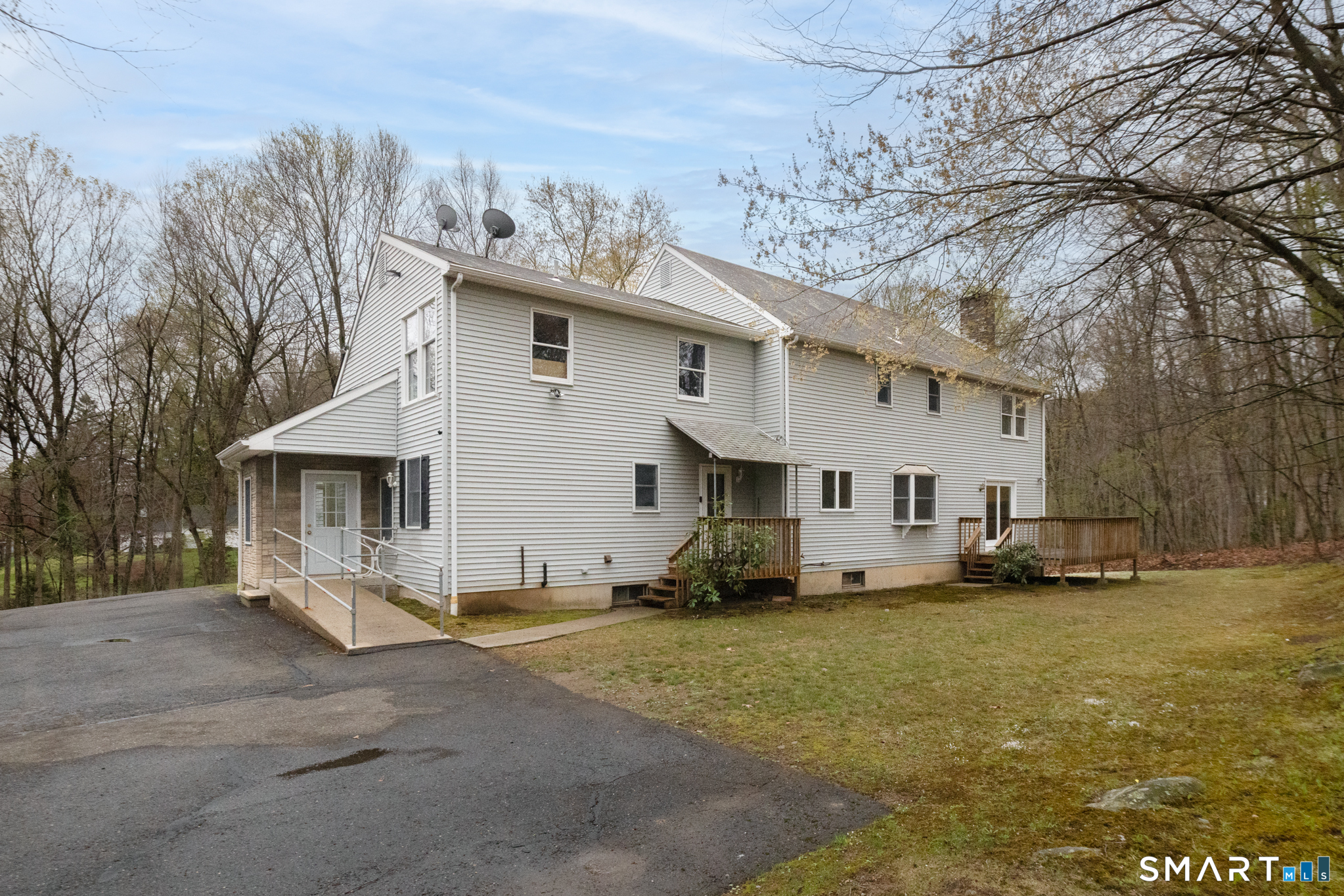 90 Fenn Road Middlebury CT 06762