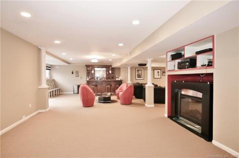 37 West Rock Trail Stamford CT 06902