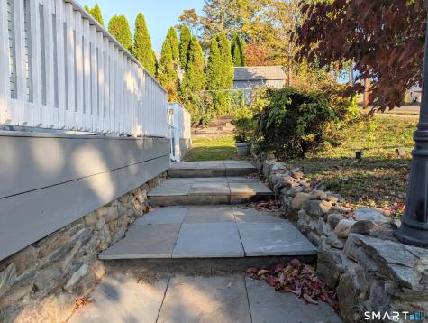 5 Ridge Hollow Road West Haven CT 06516