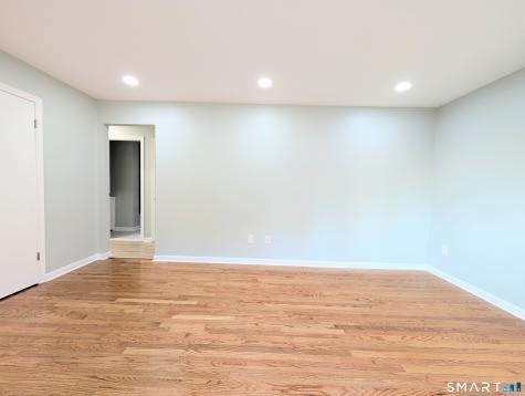 5 Ridge Hollow Road West Haven CT 06516