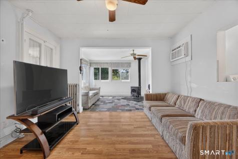 138 Old Norwich Road Waterford CT 06375