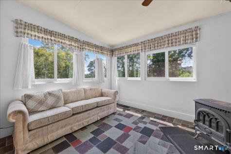 138 Old Norwich Road Waterford CT 06375