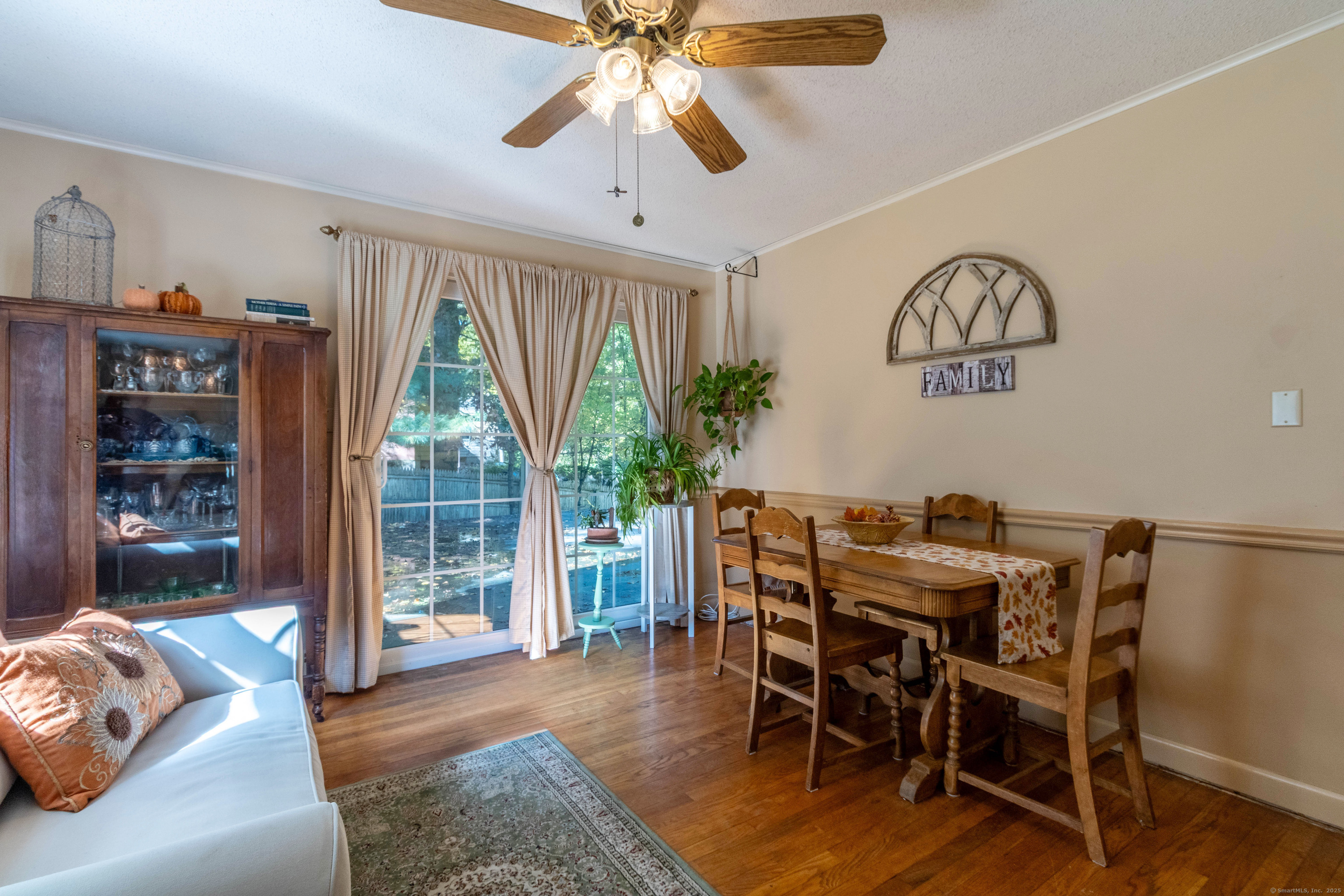 14 Gordon Street Simsbury CT 06070