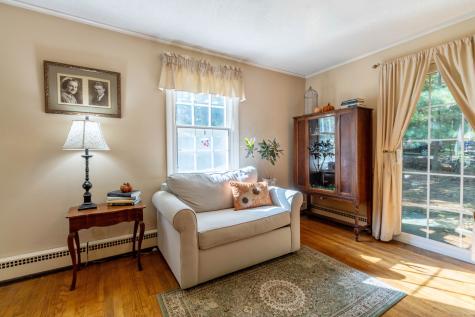 14 Gordon Street Simsbury CT 06070