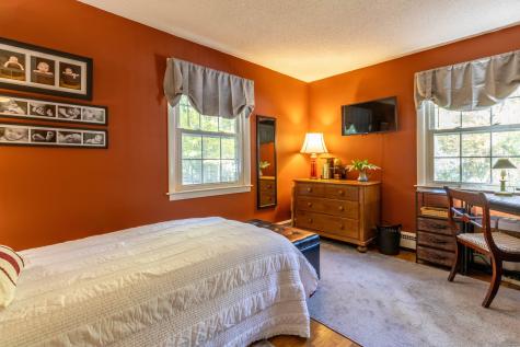 14 Gordon Street Simsbury CT 06070