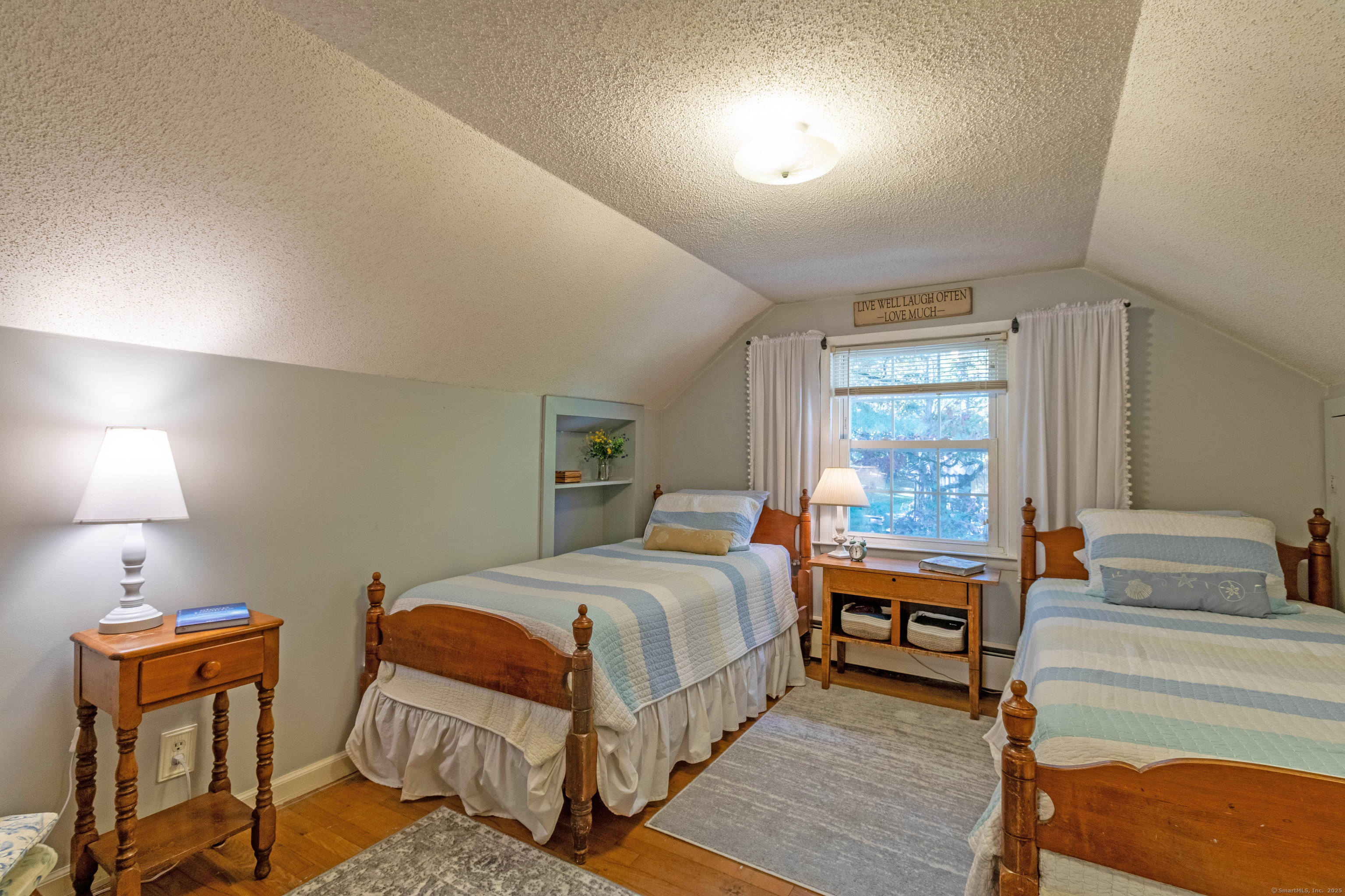 14 Gordon Street Simsbury CT 06070