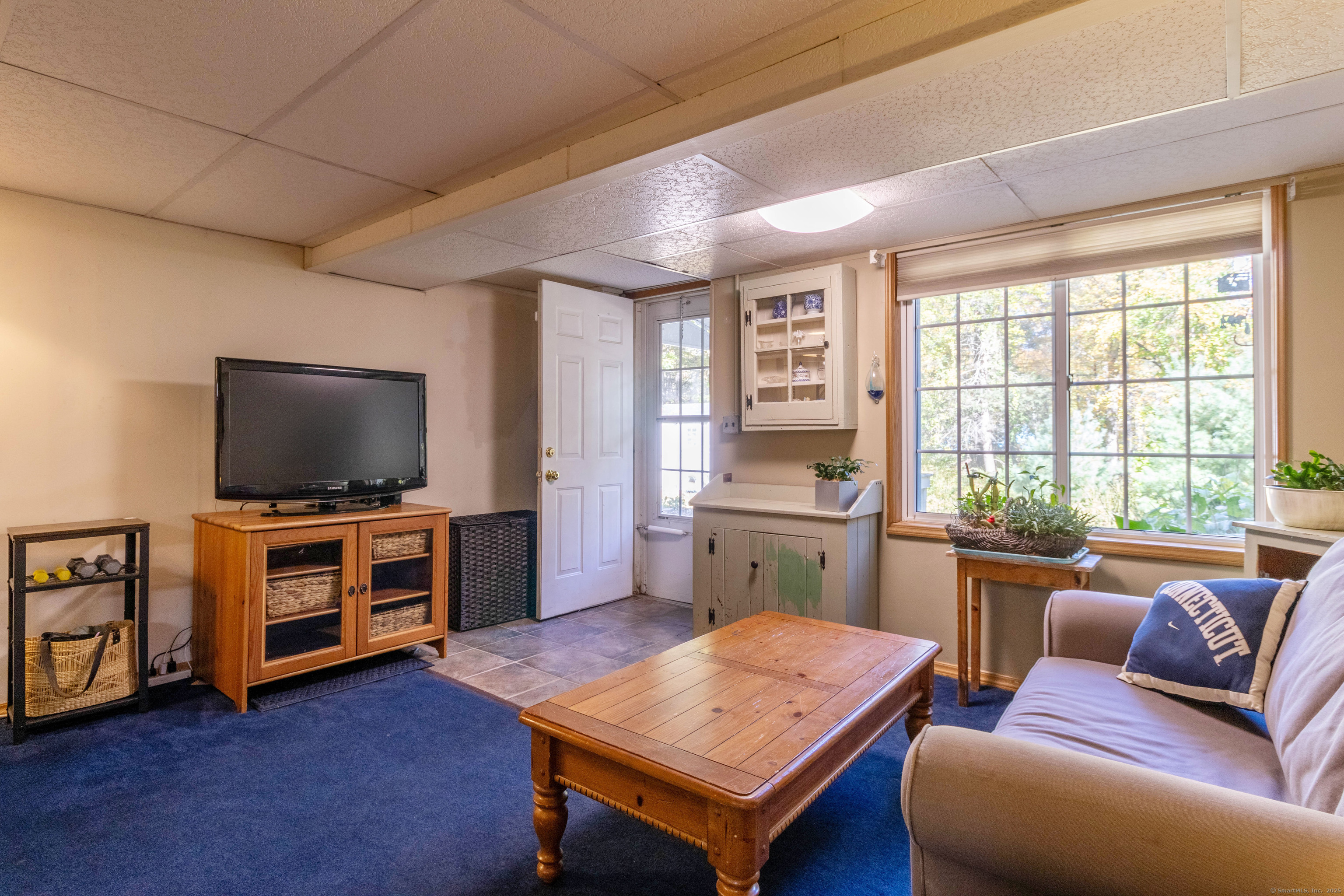 14 Gordon Street Simsbury CT 06070