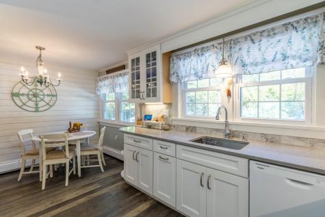 14 Gordon Street Simsbury CT 06070