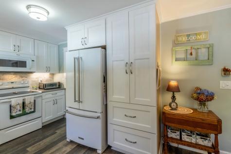 14 Gordon Street Simsbury CT 06070