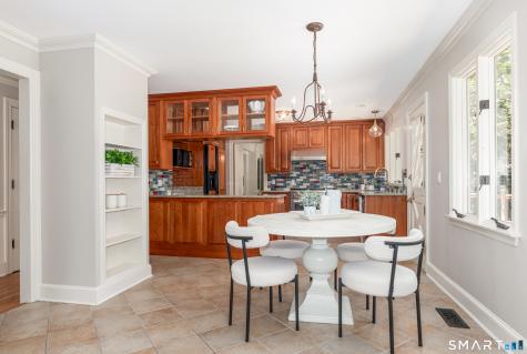 400 Beacon Hill Drive Cheshire CT 06410