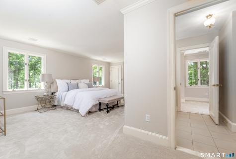 400 Beacon Hill Drive Cheshire CT 06410