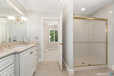 400 Beacon Hill Drive Cheshire CT 06410