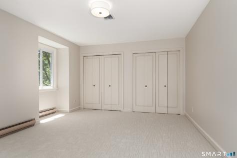 400 Beacon Hill Drive Cheshire CT 06410