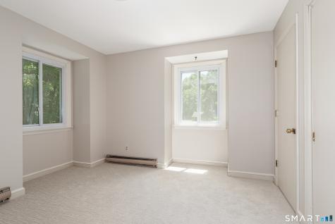 400 Beacon Hill Drive Cheshire CT 06410