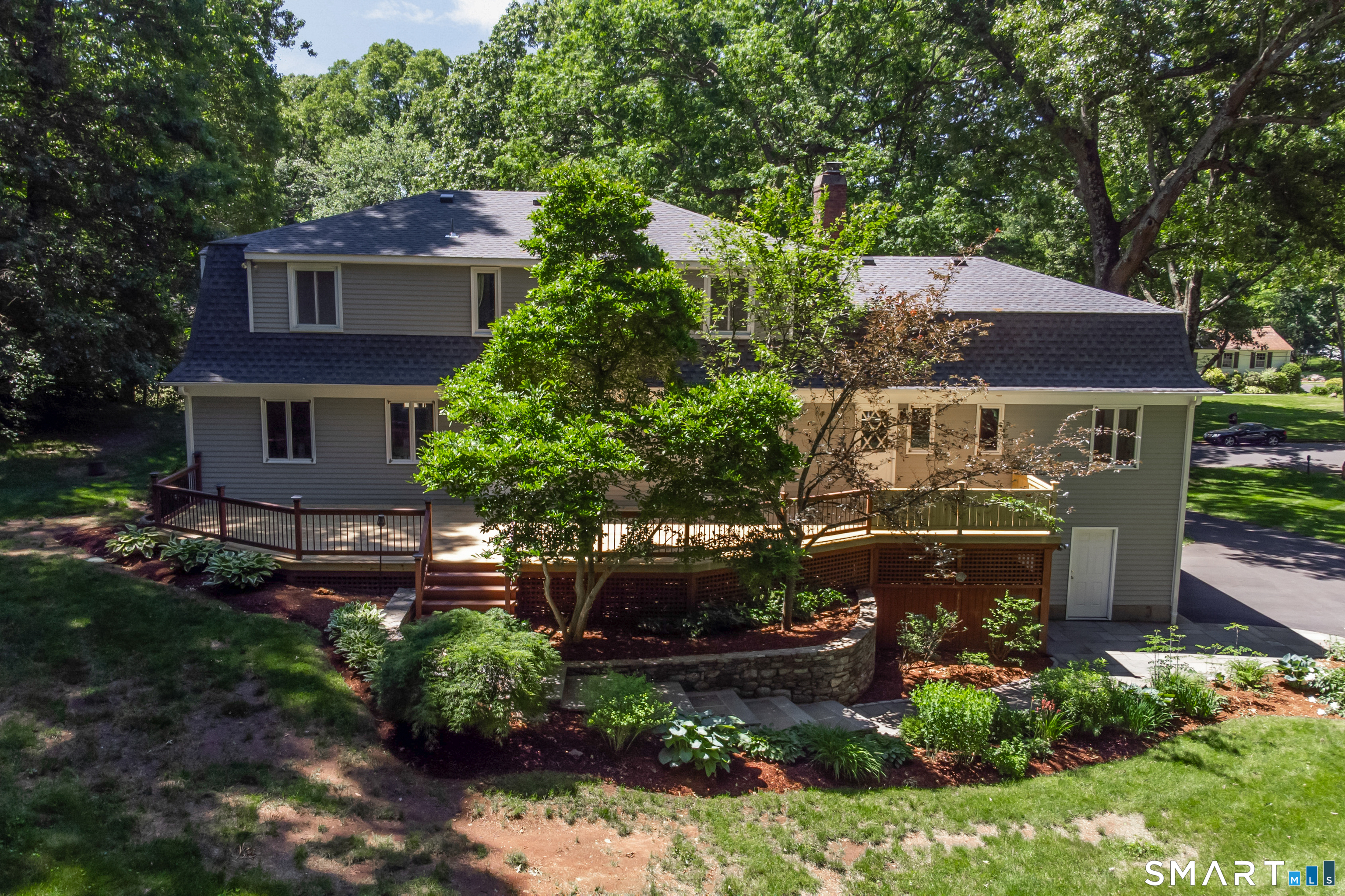 400 Beacon Hill Drive Cheshire CT 06410