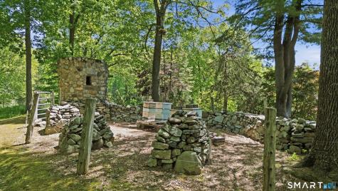 2 Quarry Road Simsbury CT 06070